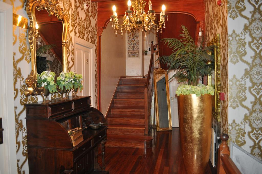 Hotel Casa Fernando III Ballota Exteriör bild