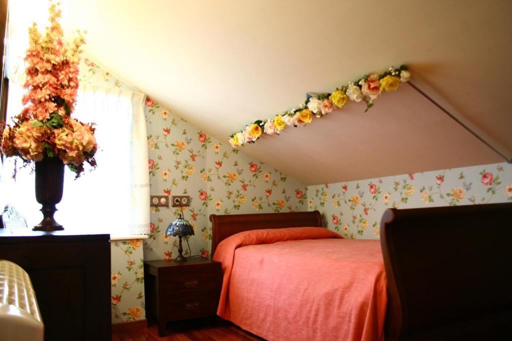 Hotel Casa Fernando III Ballota Exteriör bild